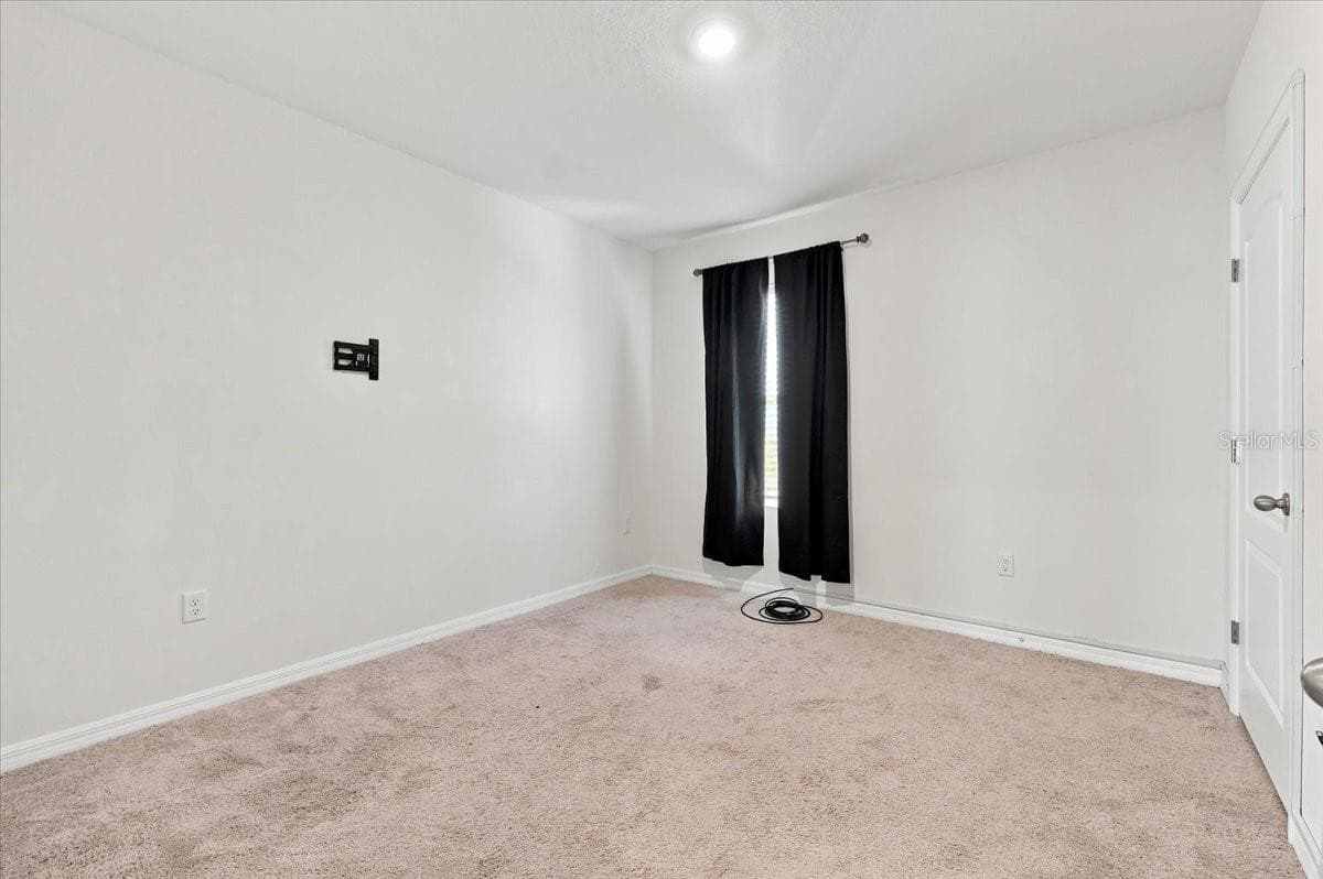 2934 LONG POND DRIVE — photo 27 of 40