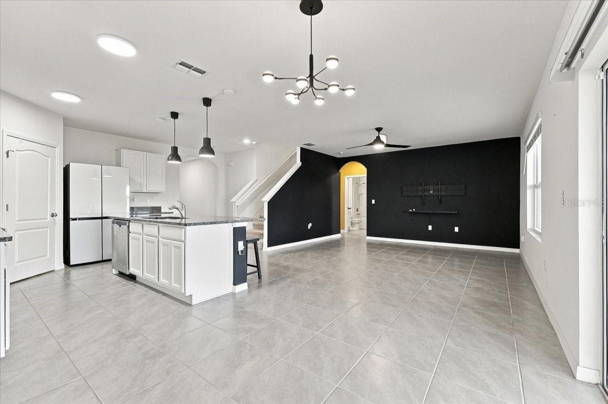 2934 LONG POND DRIVE — photo 8 of 40