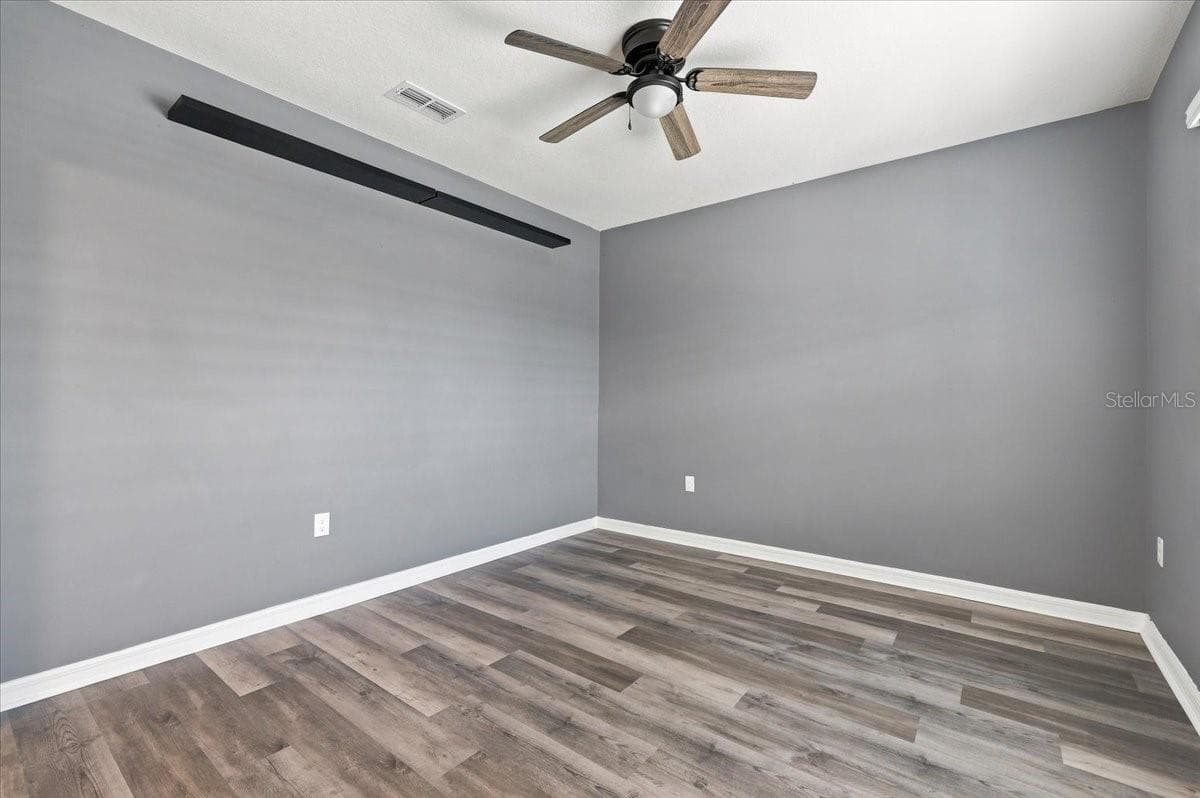 2934 LONG POND DRIVE — photo 4 of 40