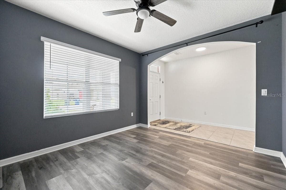 2934 LONG POND DRIVE — photo 16 of 40