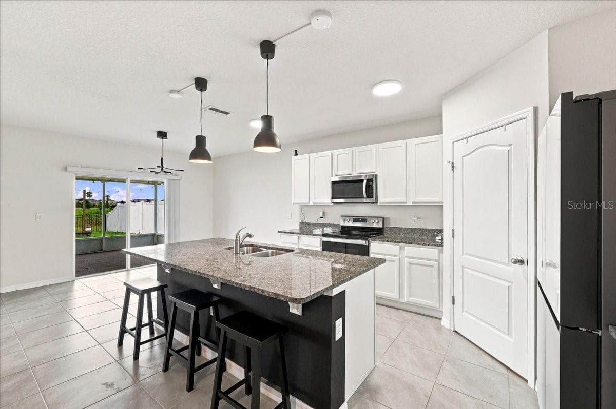 2934 LONG POND DRIVE — photo 11 of 40