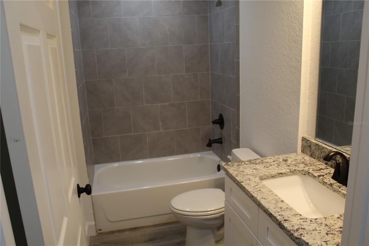 11629 145TH PLACE — photo 27 of 33