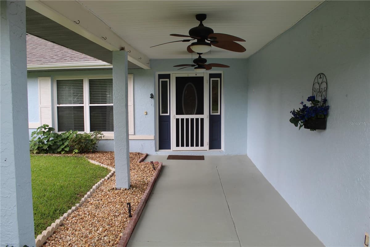 21110 PLANTATION STREET — photo 5 of 51
