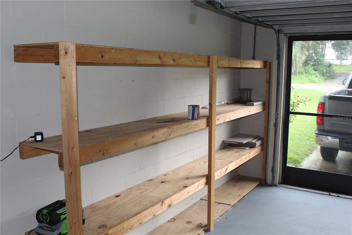 21110 PLANTATION STREET — photo 49 of 51