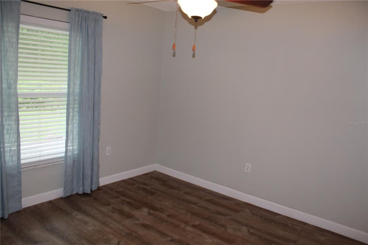 21110 PLANTATION STREET — photo 29 of 51