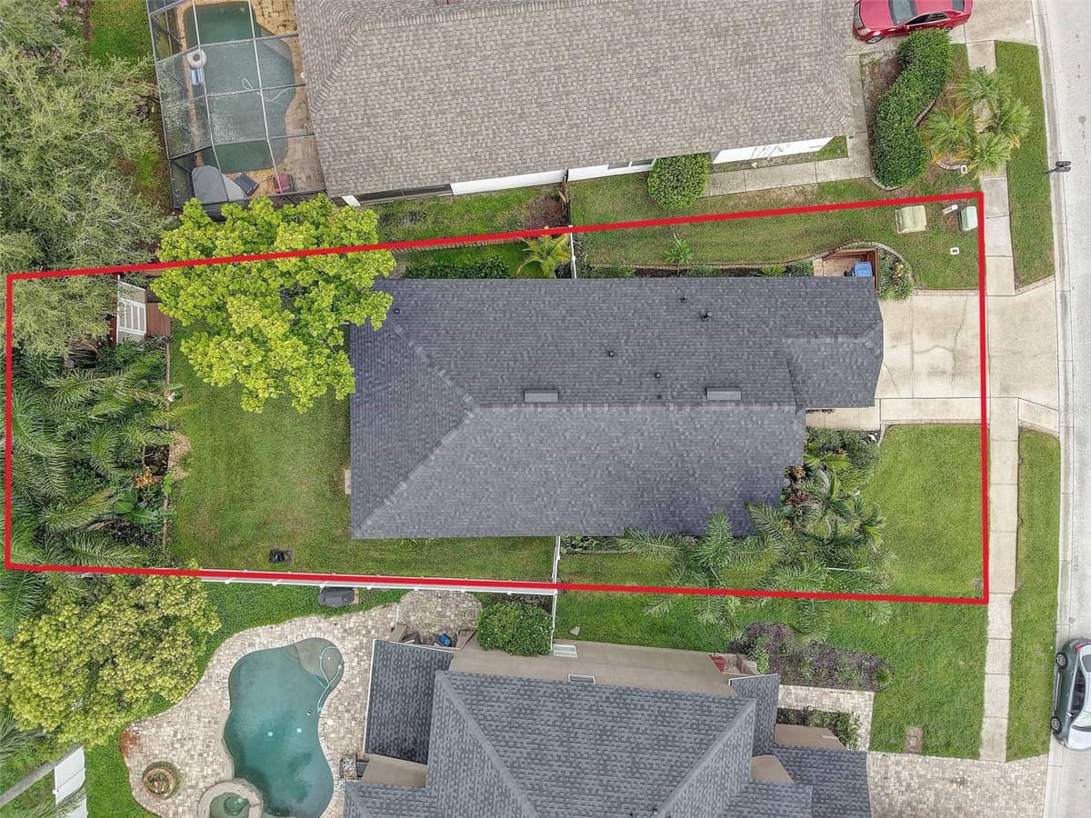 8252 CRESCENT MOON DRIVE — photo 33 of 33