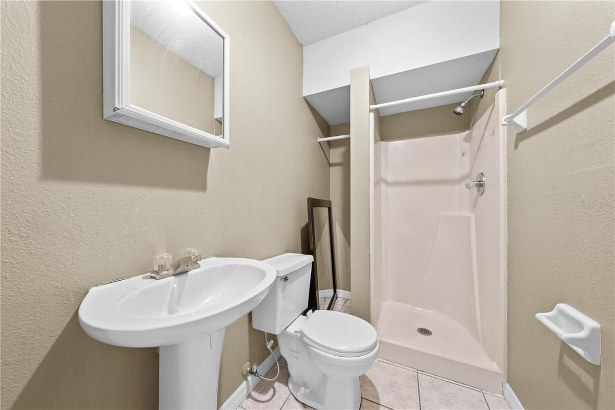 688 JAGUAR COURT — photo 27 of 43