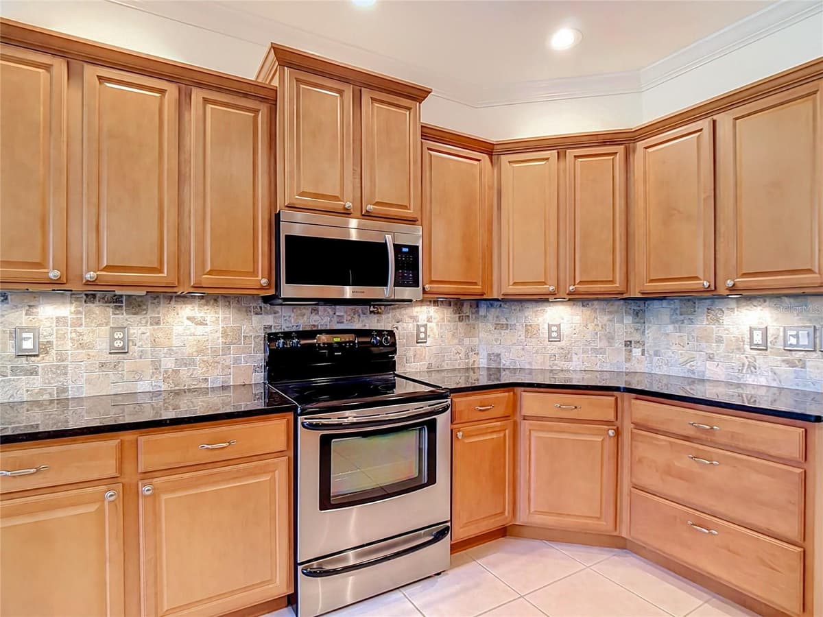5056 MYRTLE BEACH DRIVE — photo 14 of 62