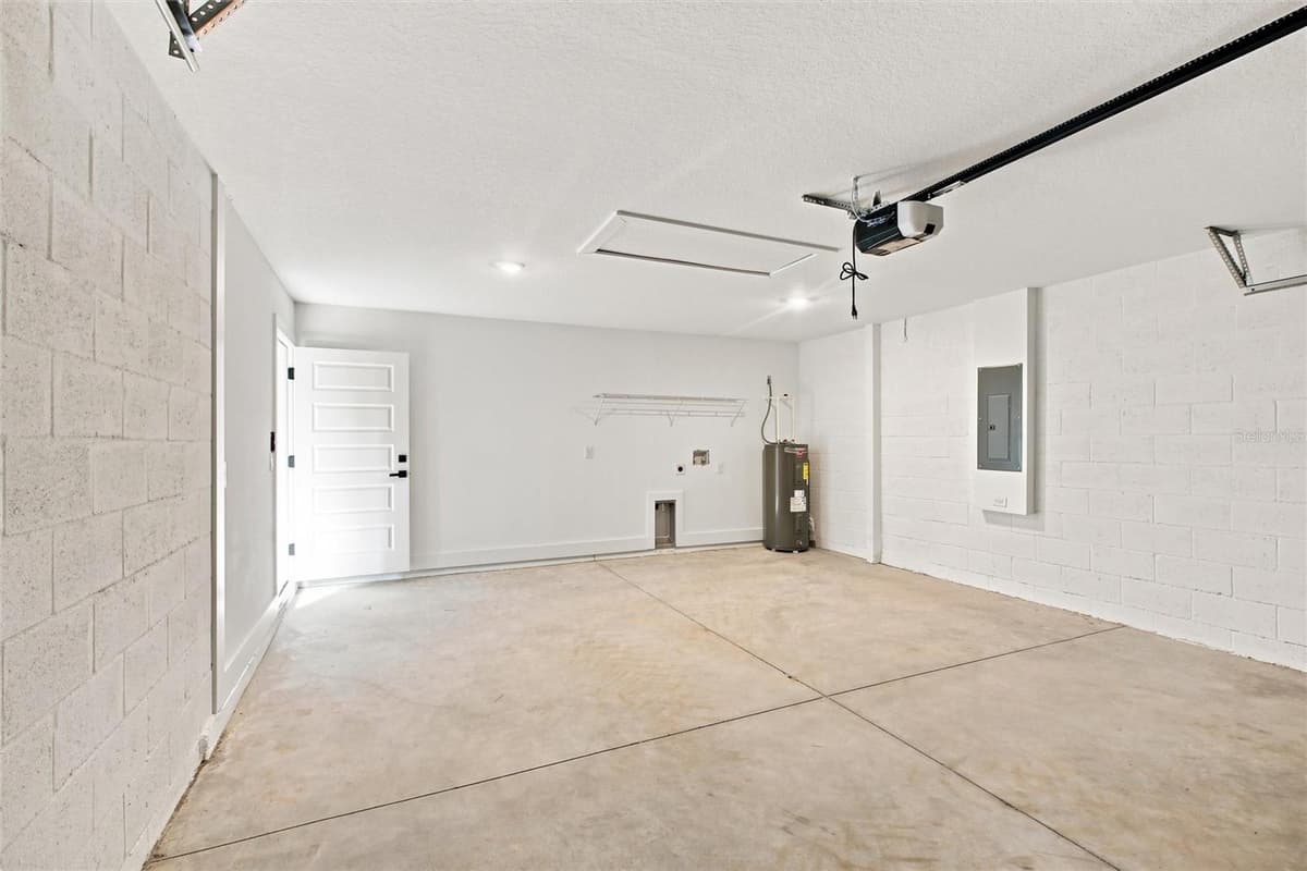 6898 DICKINSON DRIVE — photo 32 of 48