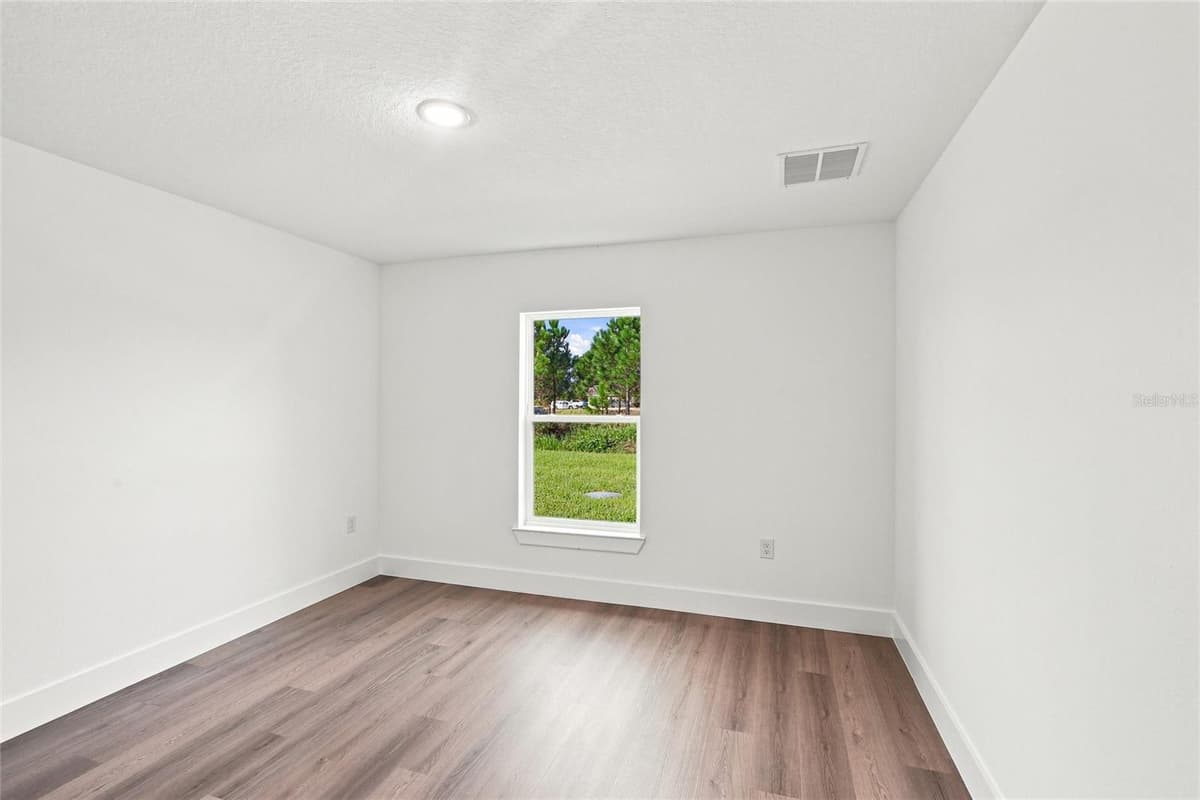 6898 DICKINSON DRIVE — photo 23 of 48