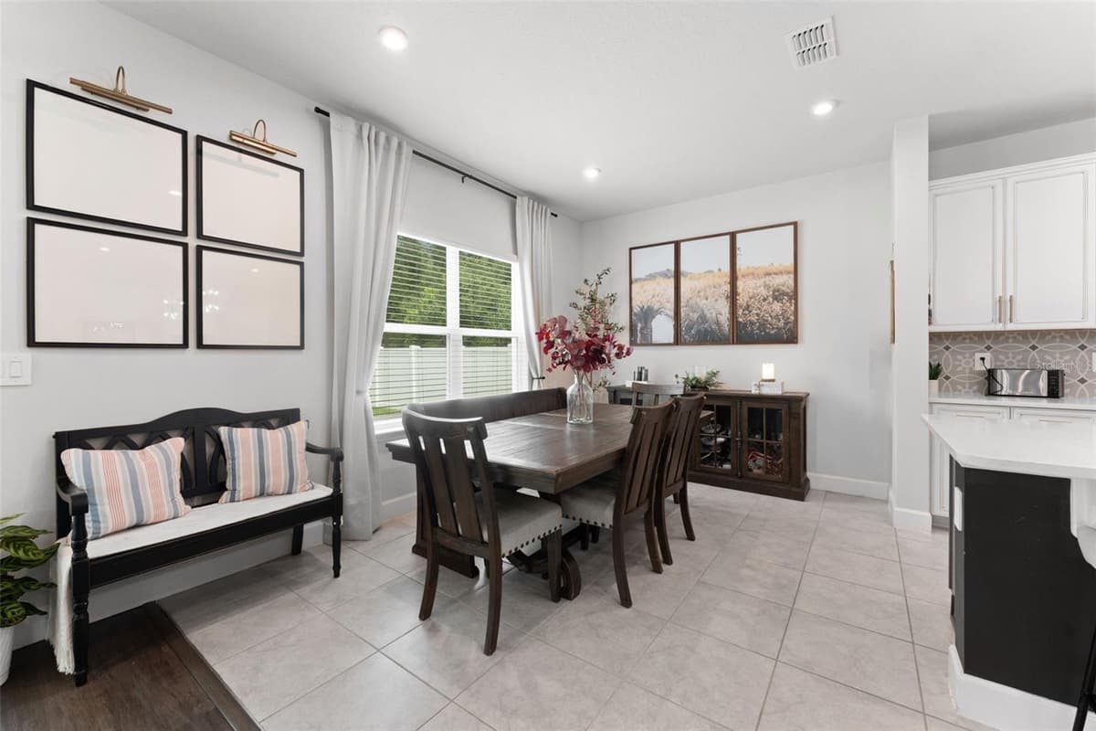 602 ROMINGER LOOP — photo 9 of 38