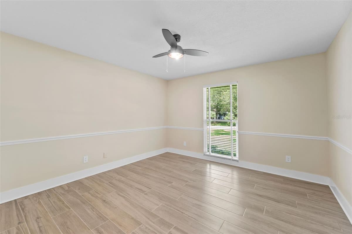 2109 MEADOW BROOK DRIVE — photo 30 of 62