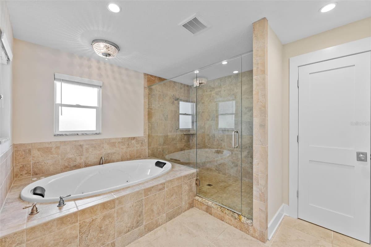 2109 MEADOW BROOK DRIVE — photo 22 of 62