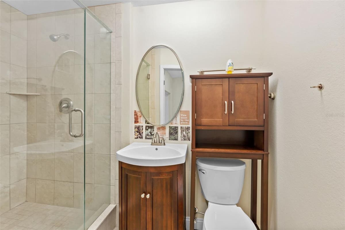 2109 MEADOW BROOK DRIVE — photo 40 of 62