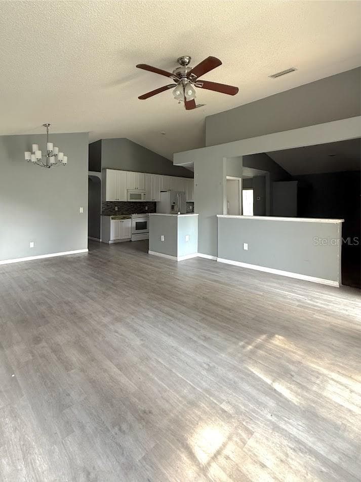 6313 LIVEWOOD OAKS DRIVE — photo 5 of 23