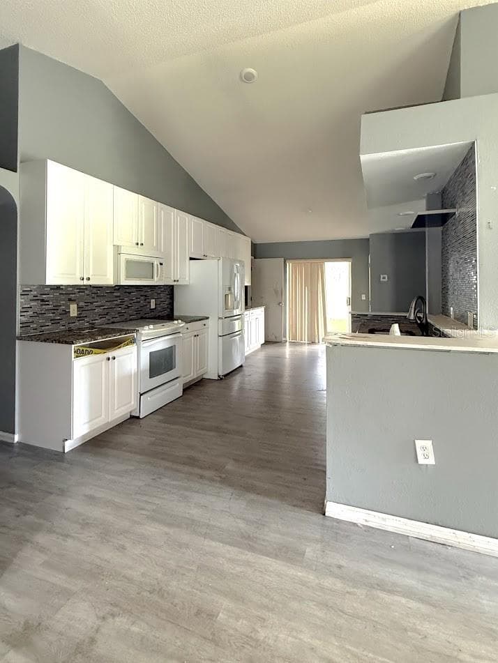 6313 LIVEWOOD OAKS DRIVE — photo 6 of 23
