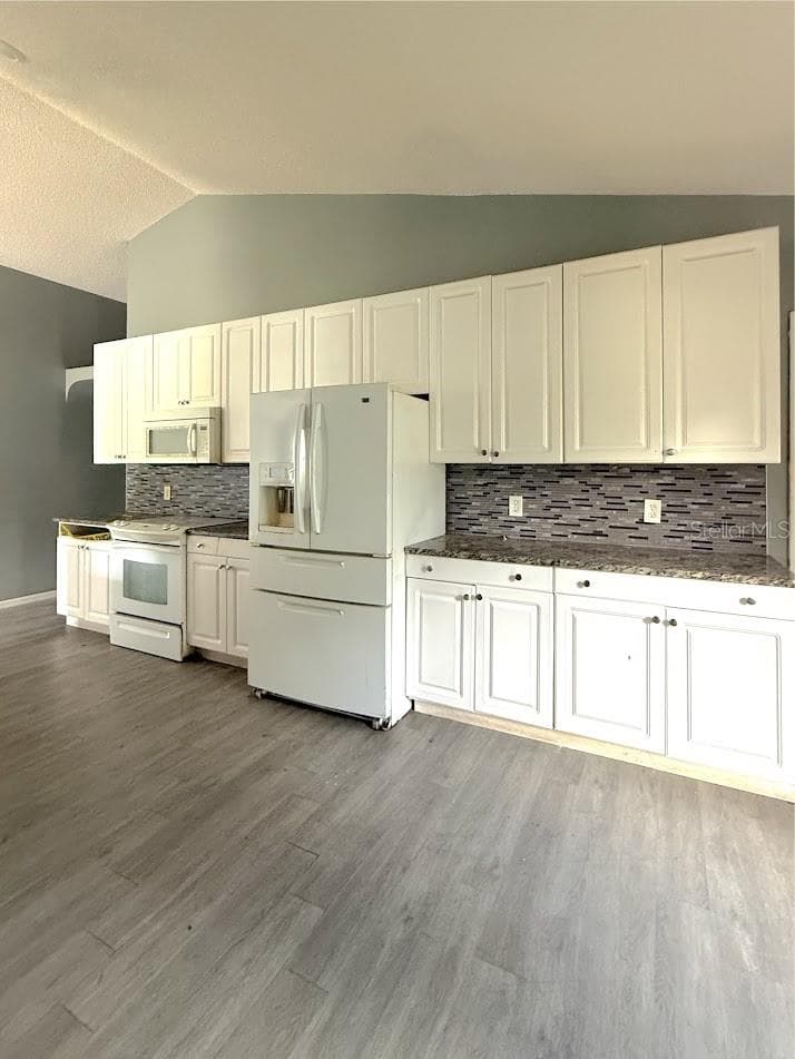 6313 LIVEWOOD OAKS DRIVE — photo 8 of 23