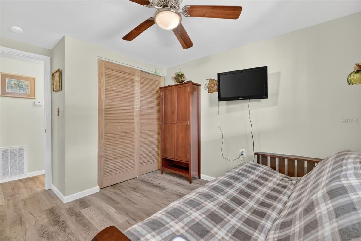 10709 HALLS RIVER ROAD — photo 32 of 59