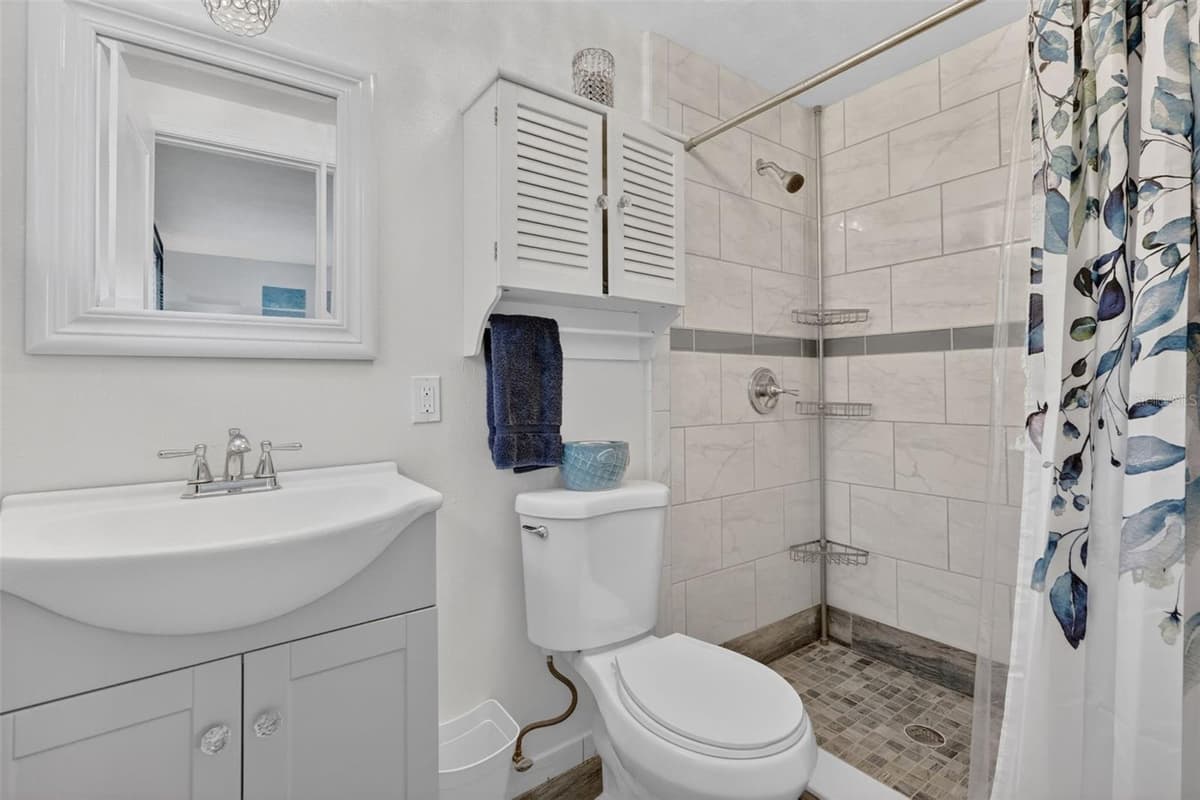 10709 HALLS RIVER ROAD — photo 40 of 59