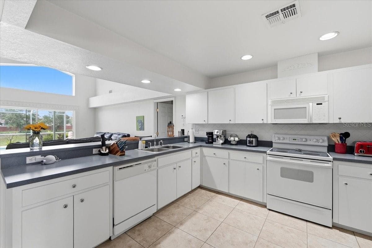6312 PROMINENCE POINT DRIVE — photo 20 of 58