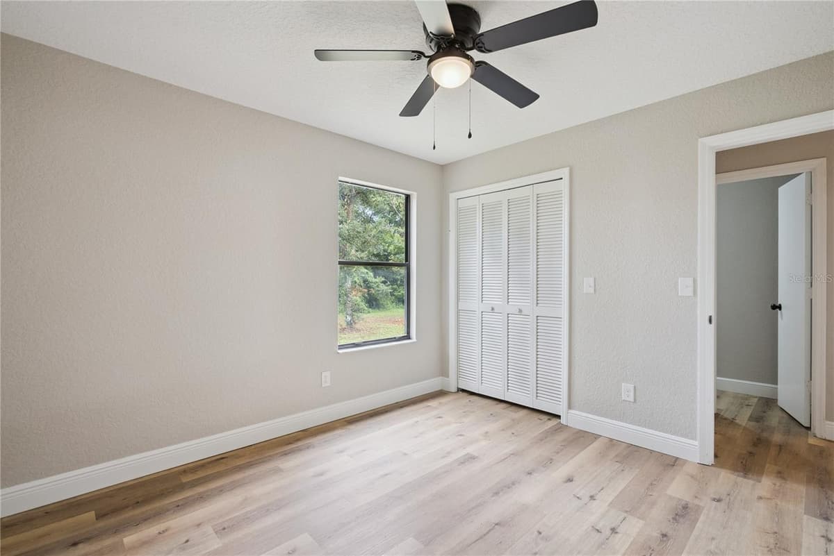 1110 CATHERINE STREET — photo 32 of 51
