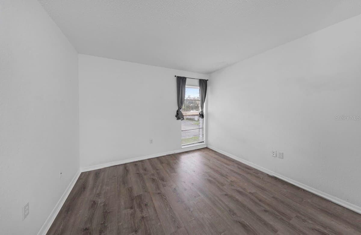 643 HAVEN PLACE — photo 25 of 28