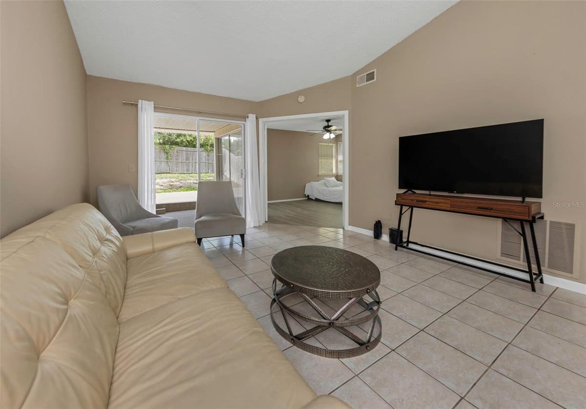 3199 PHLOX DRIVE — photo 25 of 45