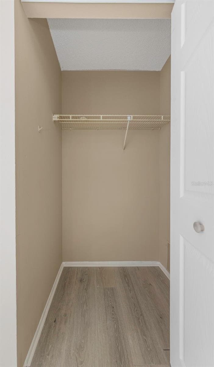 3199 PHLOX DRIVE — photo 10 of 45