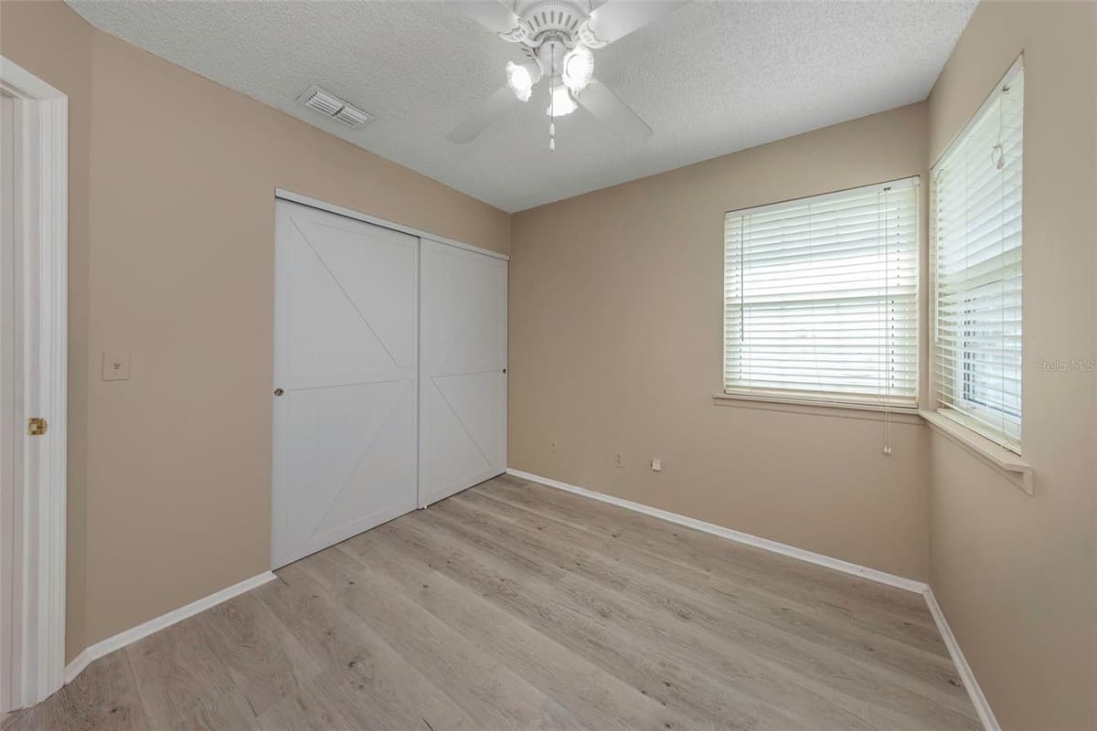 3199 PHLOX DRIVE — photo 7 of 45