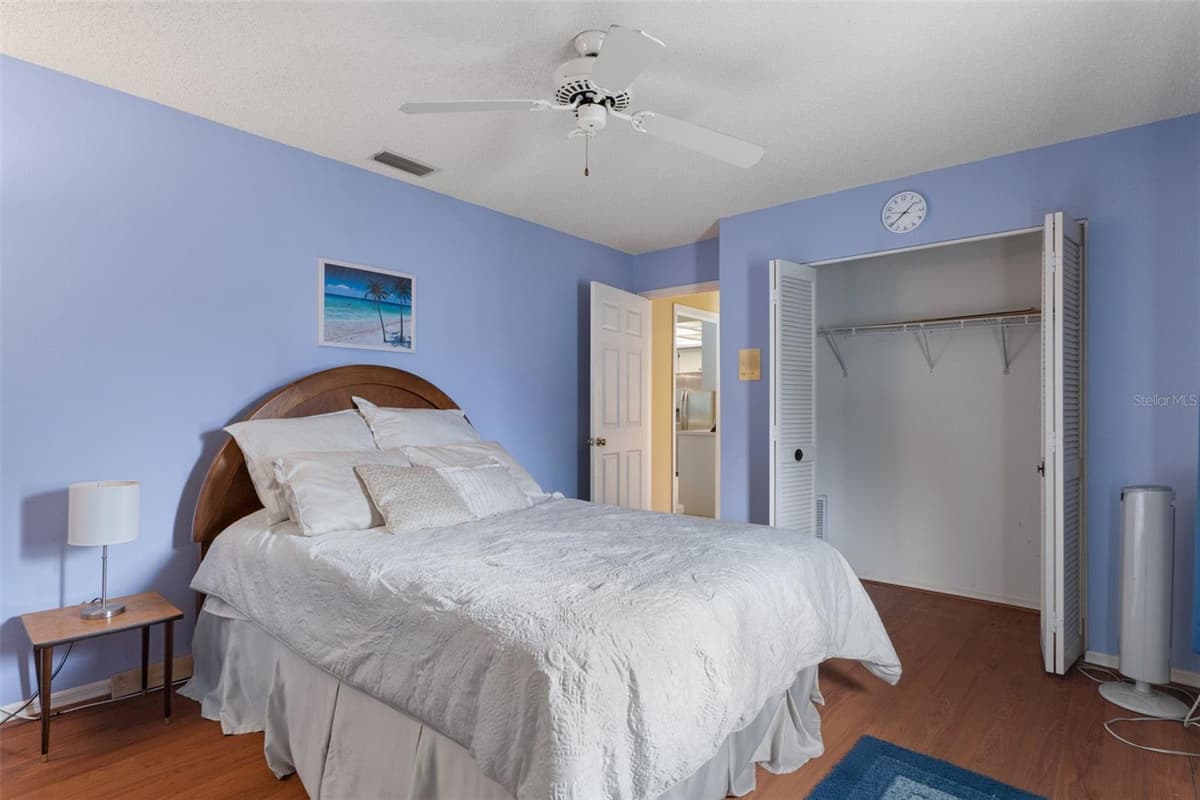 3225 GLENWOOD CIRCLE — photo 35 of 52