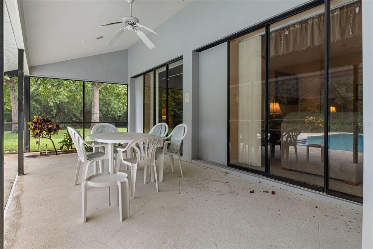 3225 GLENWOOD CIRCLE — photo 45 of 52