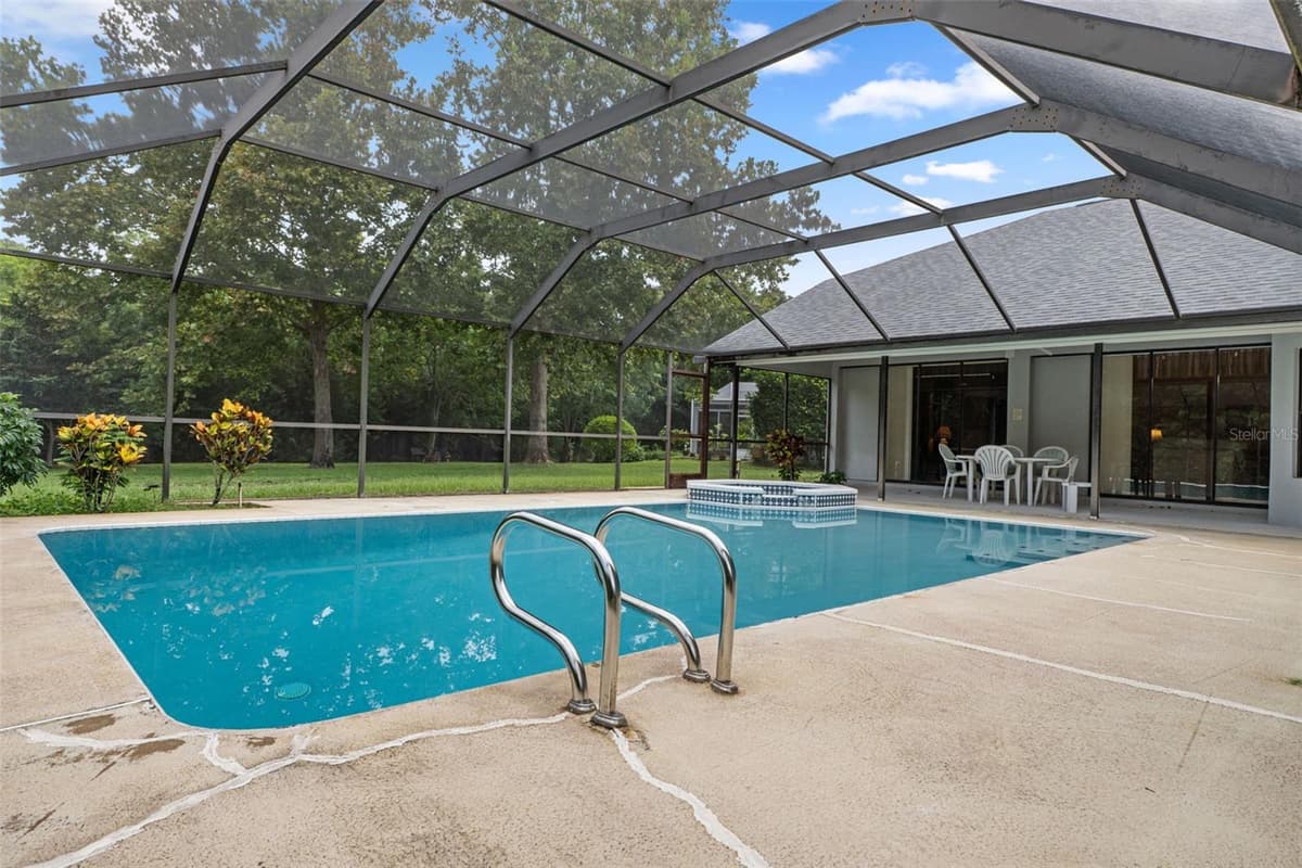 3225 GLENWOOD CIRCLE — photo 47 of 52