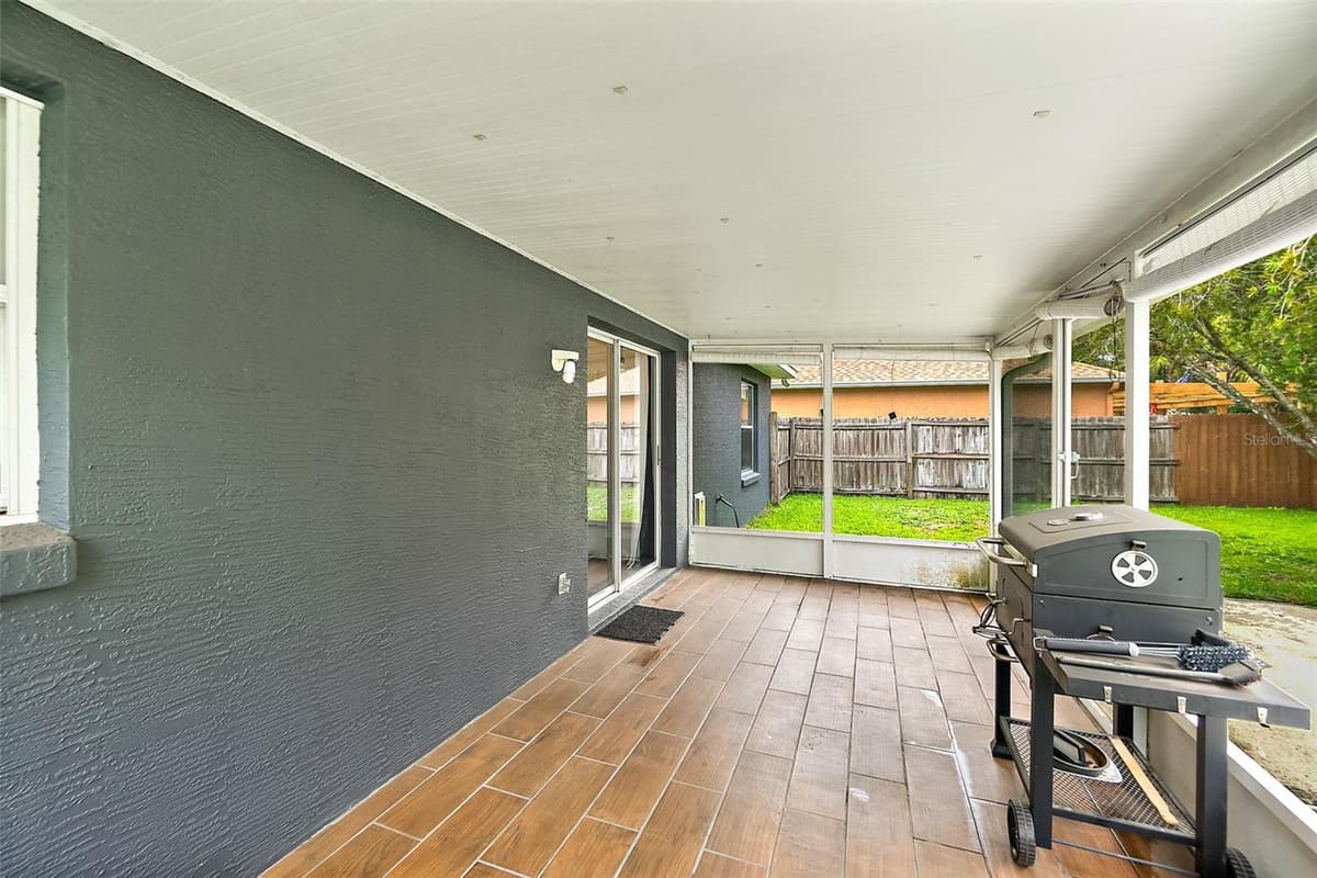 17 PINELARK LANE — photo 24 of 29