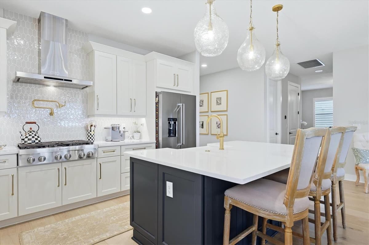 18580 MIDSUMMER PLACE — photo 18 of 84