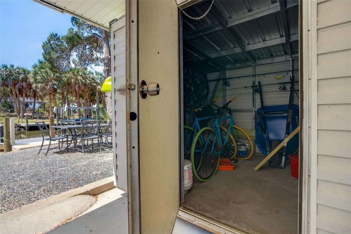 12122 GULF BREEZE COURT — photo 44 of 58