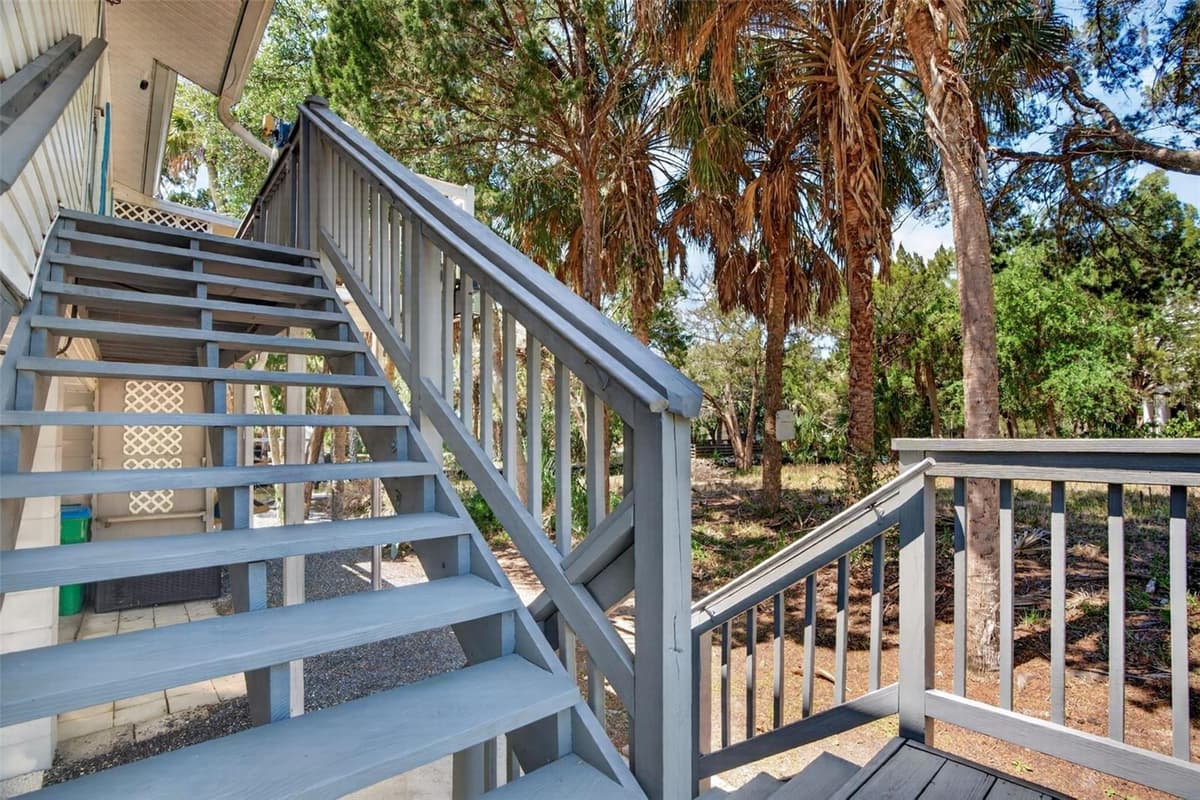 12122 GULF BREEZE COURT — photo 9 of 58