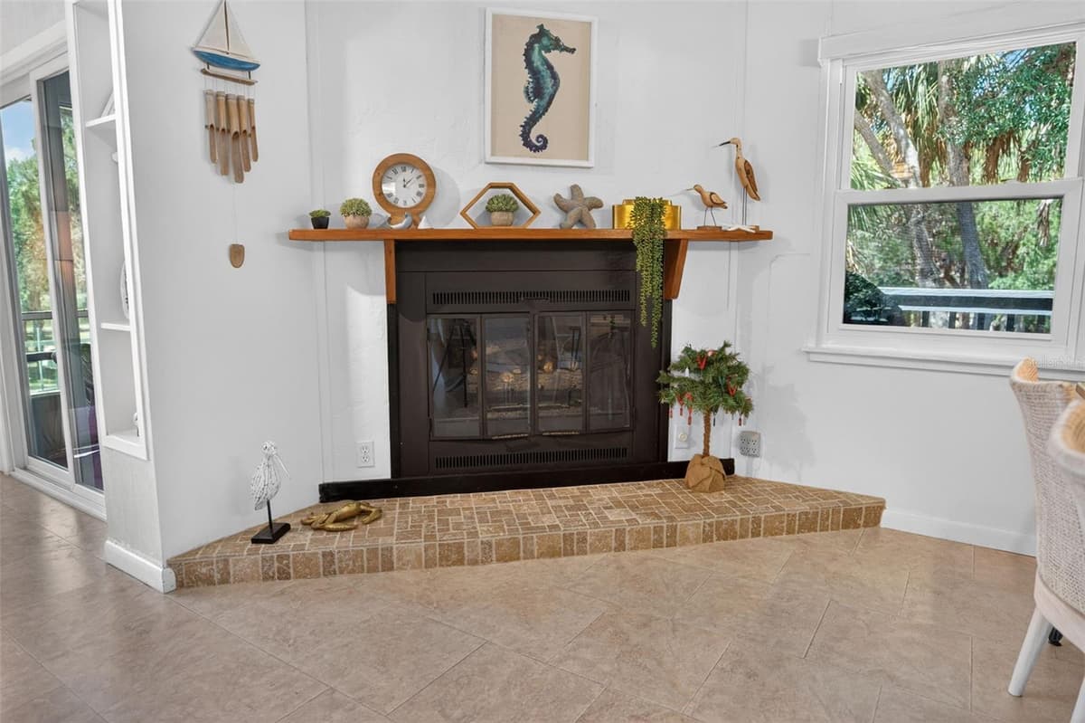12122 GULF BREEZE COURT — photo 21 of 58