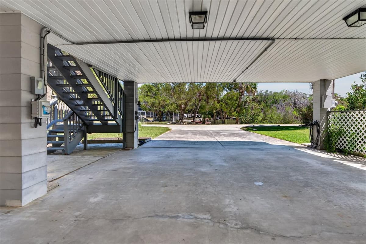12122 GULF BREEZE COURT — photo 42 of 58