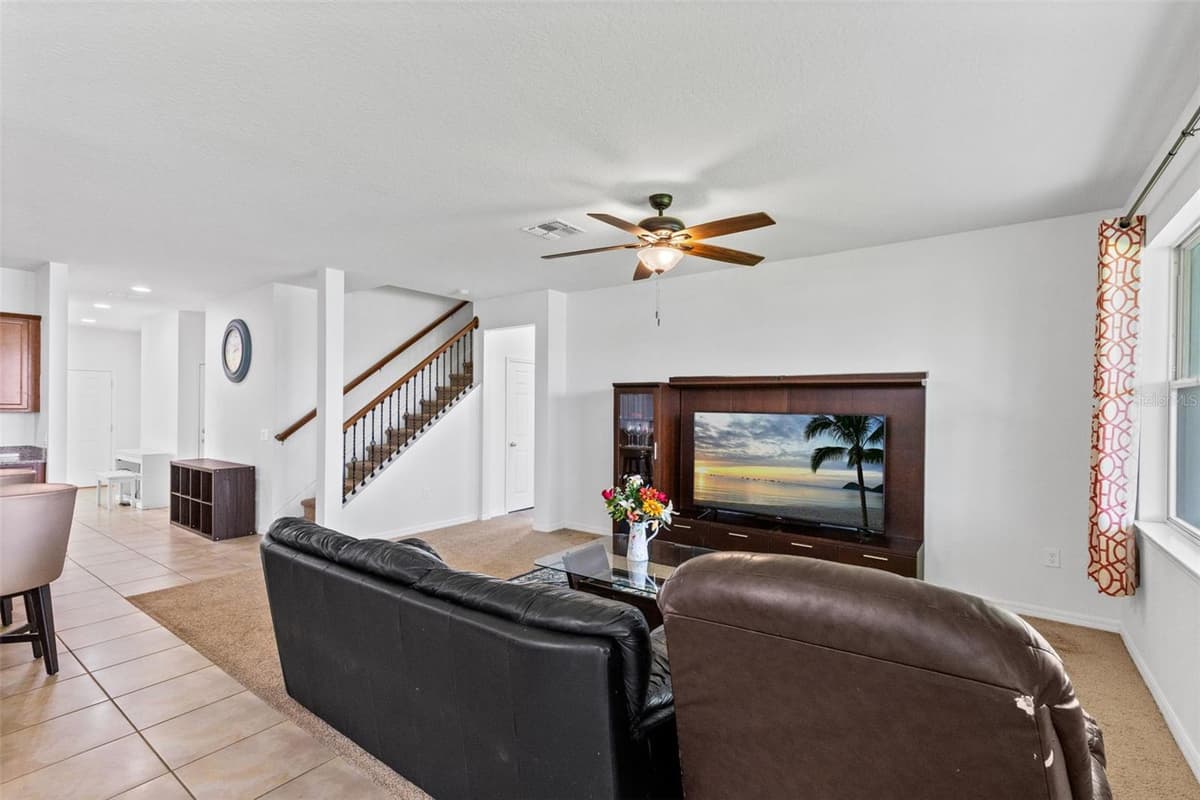 3624 VEGA CREEK DRIVE — photo 19 of 33