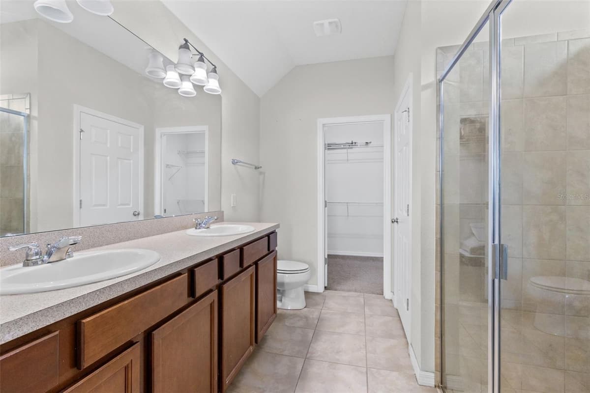 3624 VEGA CREEK DRIVE — photo 10 of 33