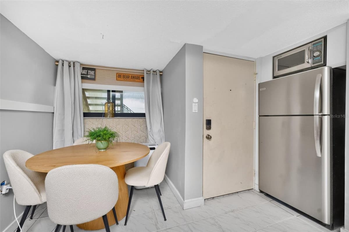 1401 BEACH ROAD — photo 35 of 50