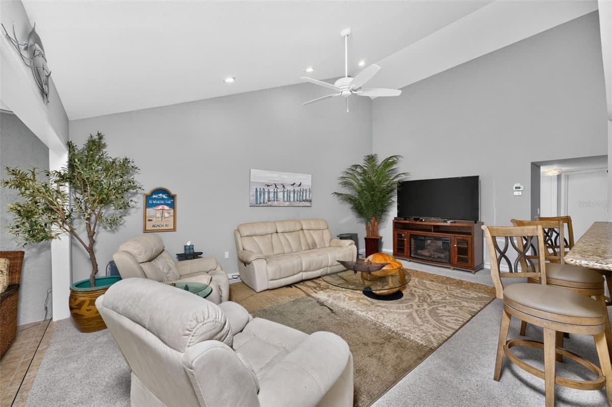 1401 BEACH ROAD — photo 11 of 50