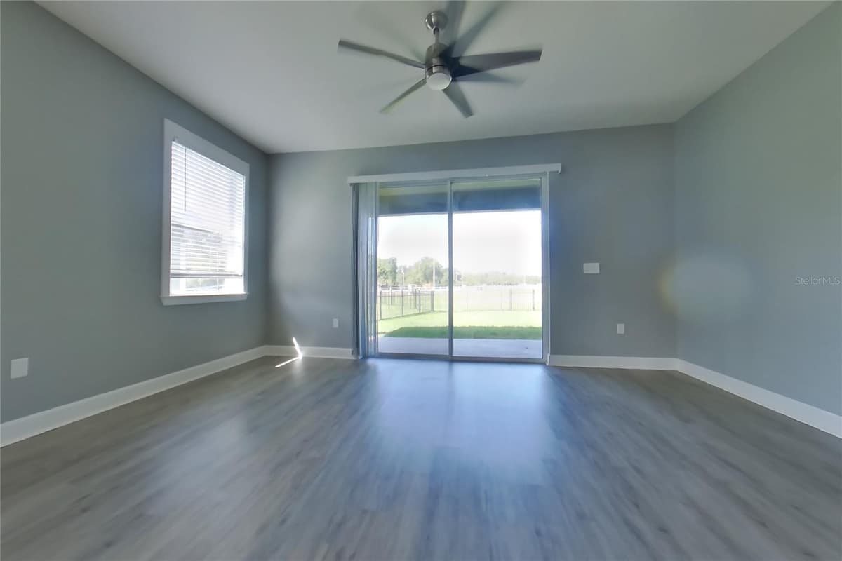 2416 SABASTIAN STREET — photo 2 of 21