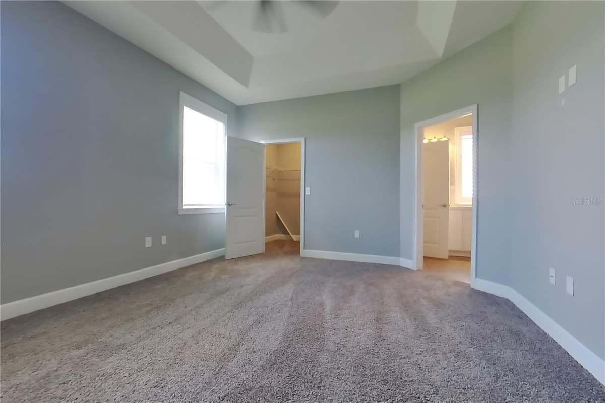 2416 SABASTIAN STREET — photo 10 of 21