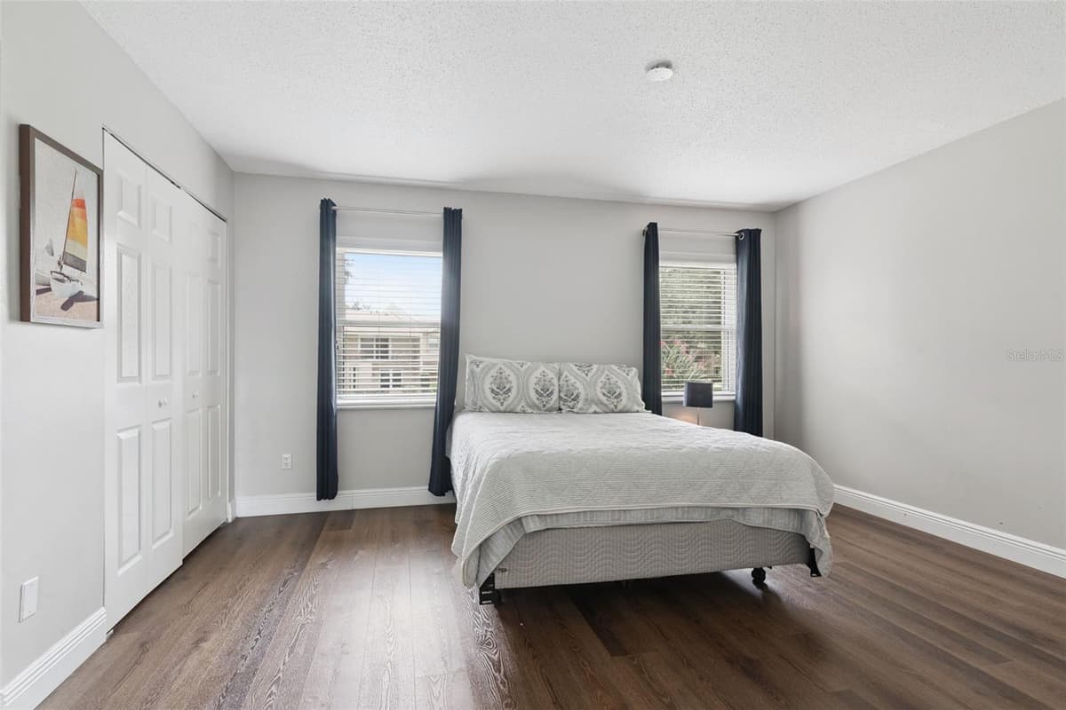 820 PARK LAKE CIRCLE — photo 16 of 28