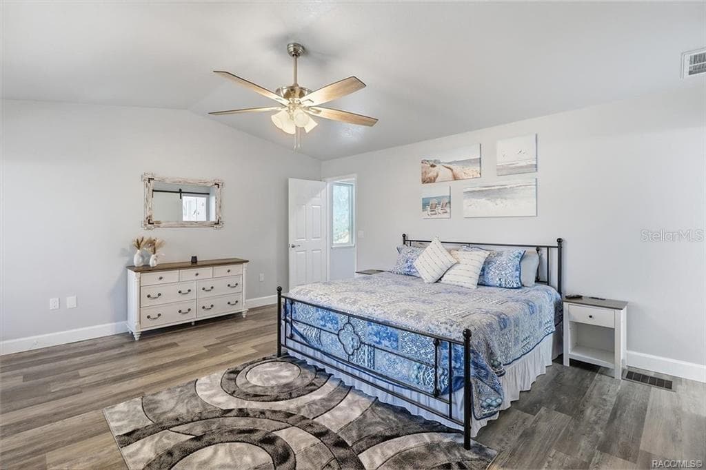 9205 HARBOR ISLE COURT — photo 22 of 57