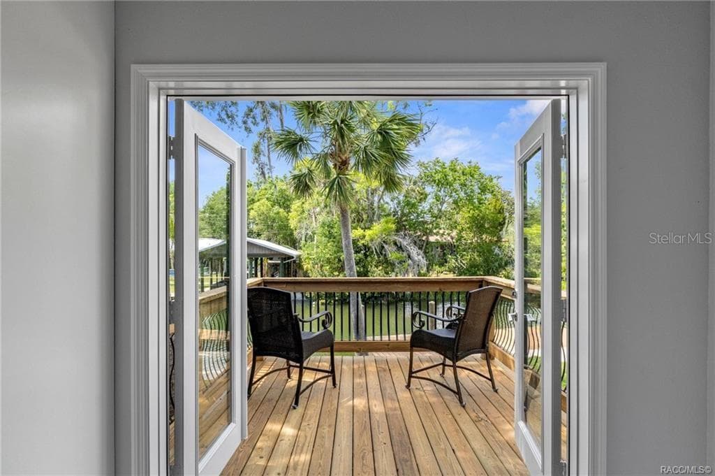 9205 HARBOR ISLE COURT — photo 42 of 57