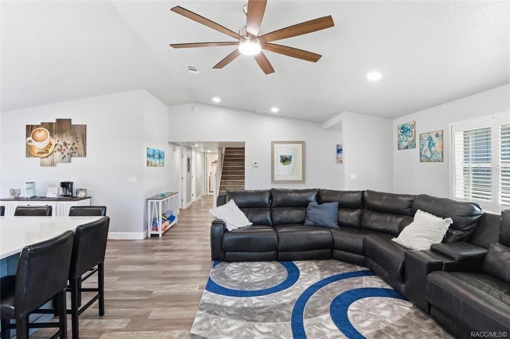 9205 HARBOR ISLE COURT — photo 14 of 57
