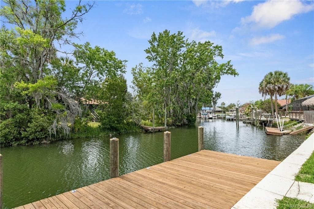9205 HARBOR ISLE COURT — photo 7 of 57