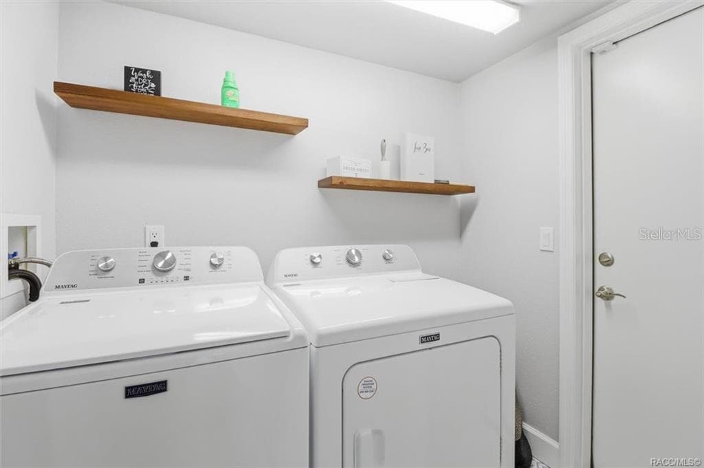 9205 HARBOR ISLE COURT — photo 38 of 57